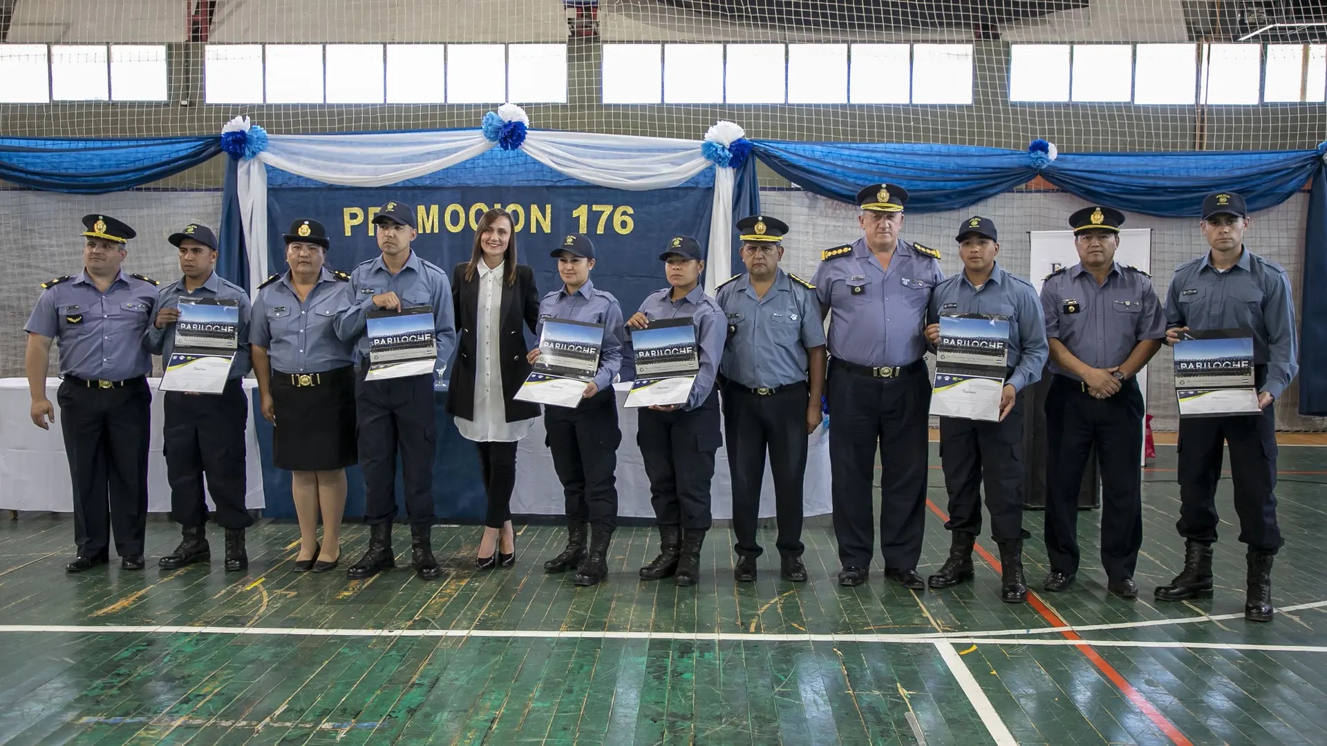 Bariloche tuvo su acto de egreso de 45 nuevos agentes de la Policía